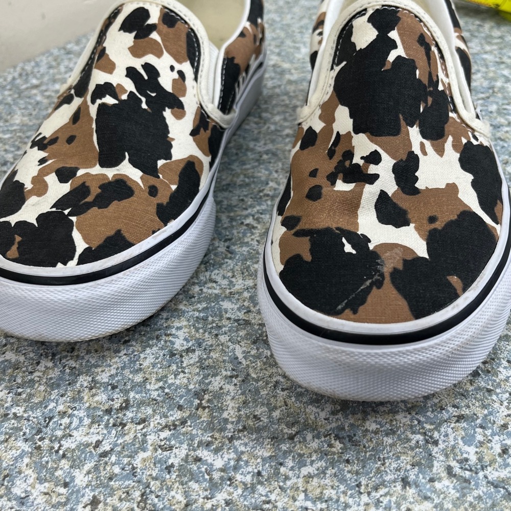 Vans Slip On Shoes Mens 6 Womens 7.5 Brown Cow Print Canvas Animal Sneakers - Picture 5 of 13